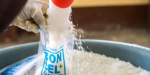 Image of Bon Sel packaged salt being packaged